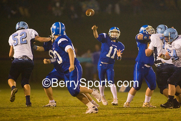 3-391-0199 Quarterback Will Taylor completes a pass to tight end Dylan Shifflett.