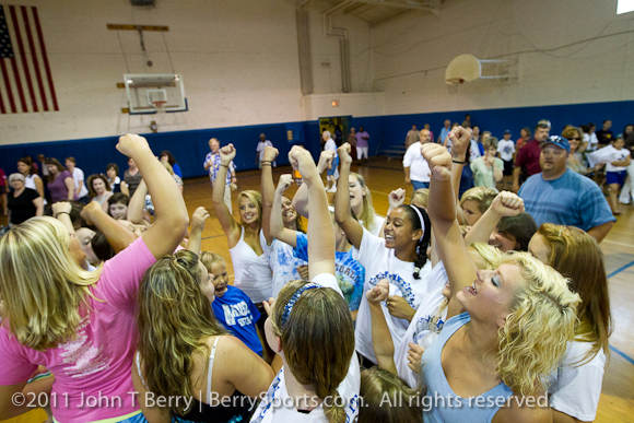 June/9/11: MCHS Varsity Softball. State Semi Final Send off